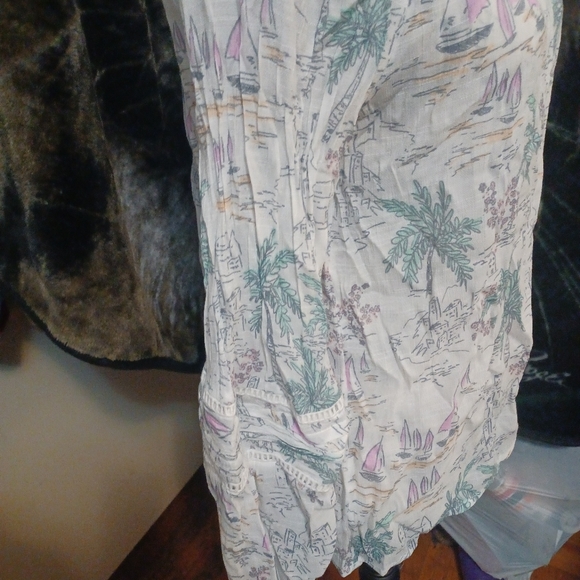 Sheer blouse - Picture 2 of 4